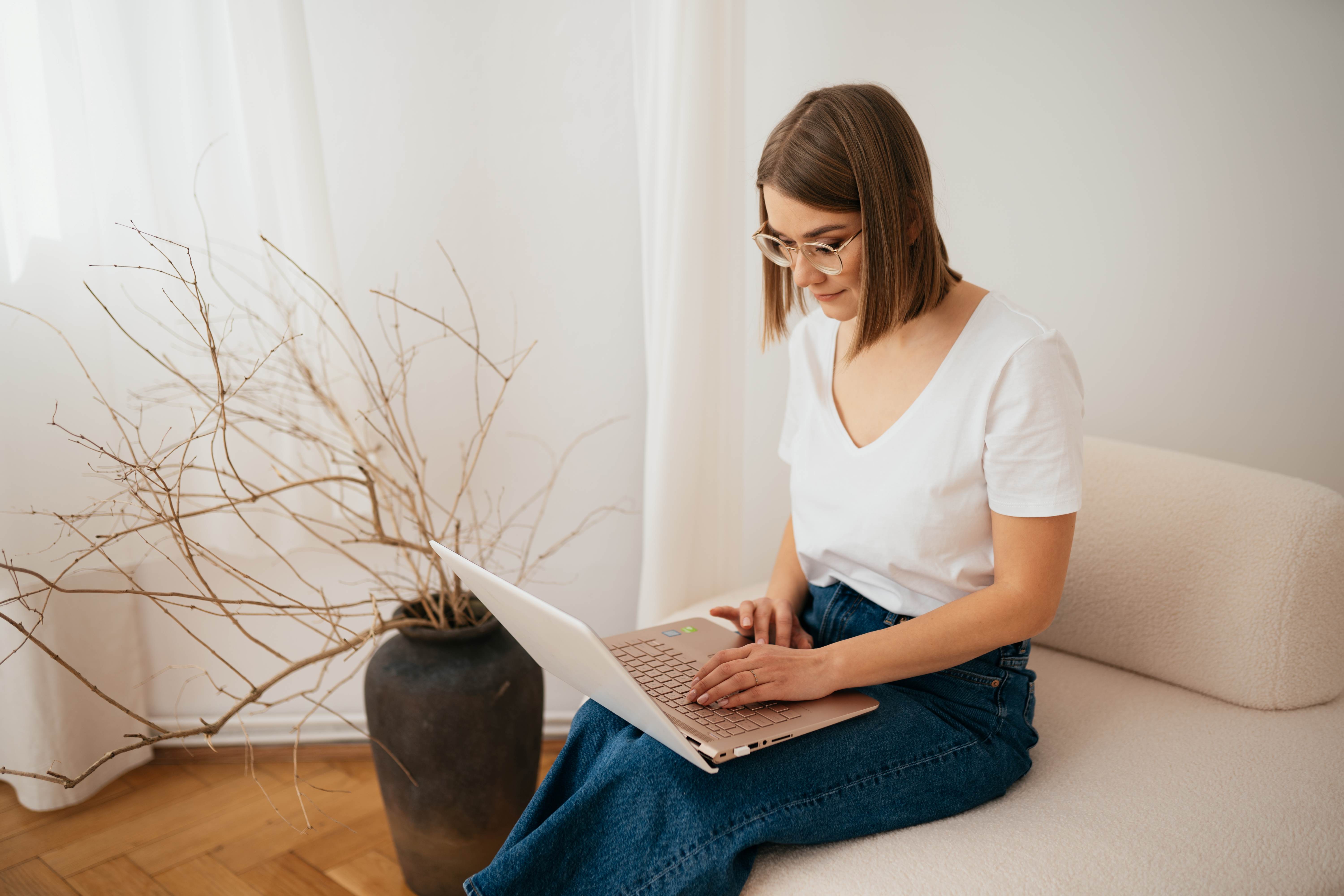 Grupy online  dla mam i kobiet w ciąży